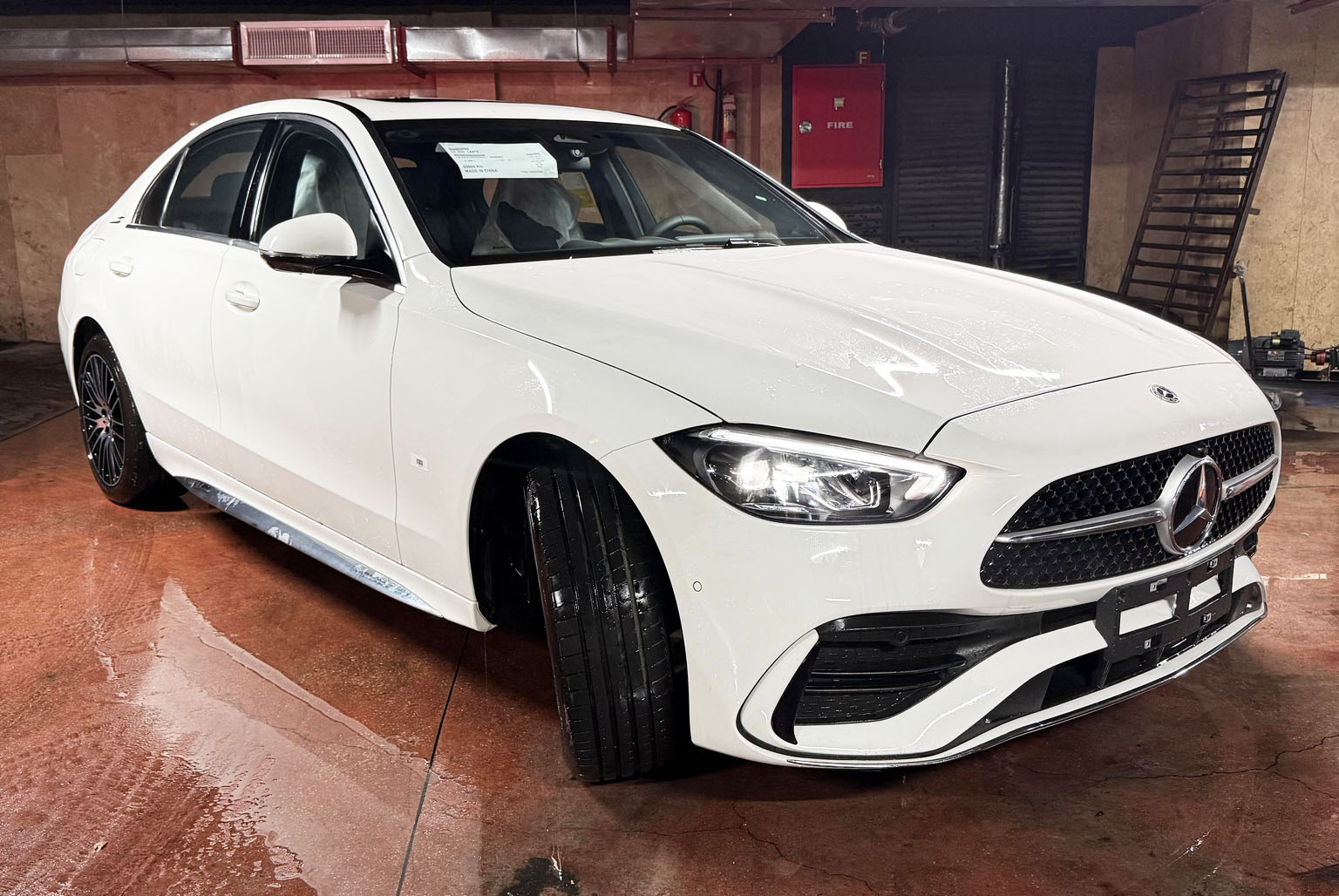 بنز C200L