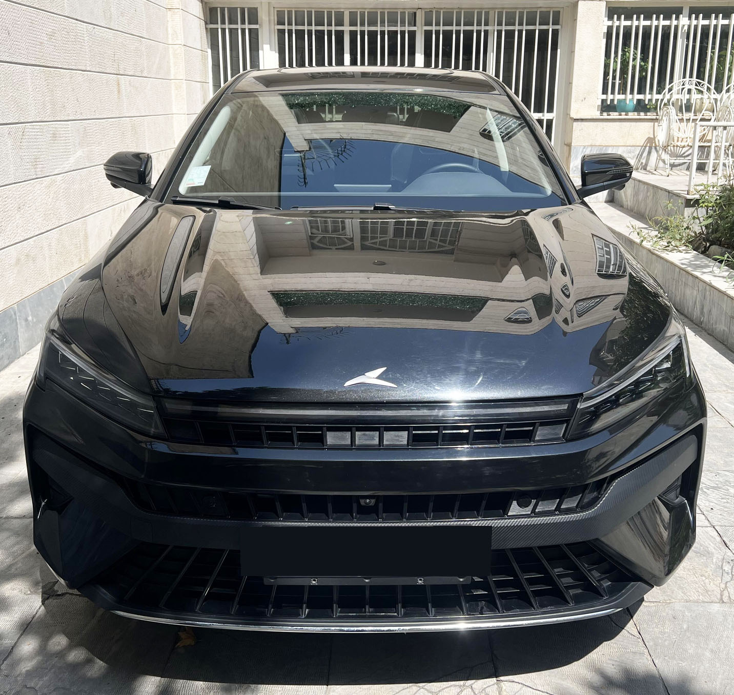 کی ام سی J7