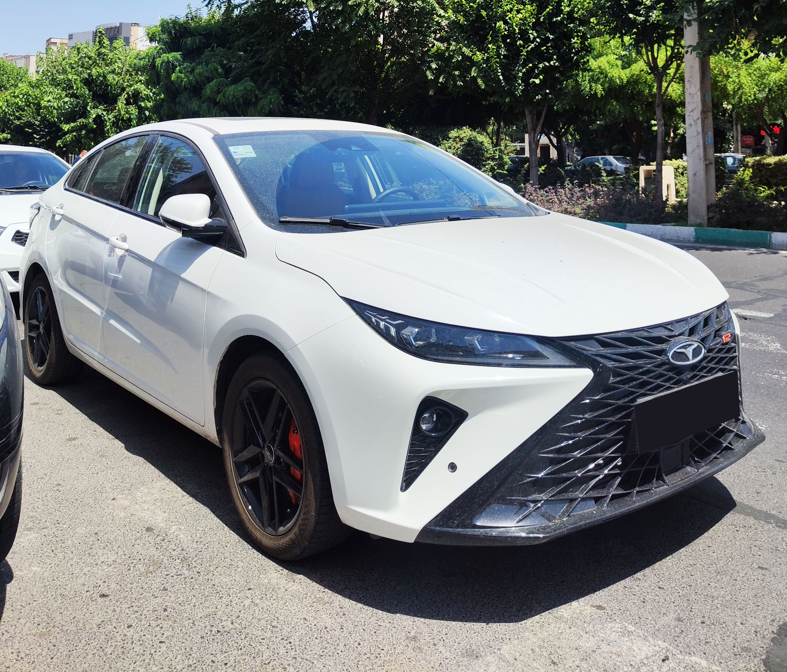 فونیکس آریزو۶ GT