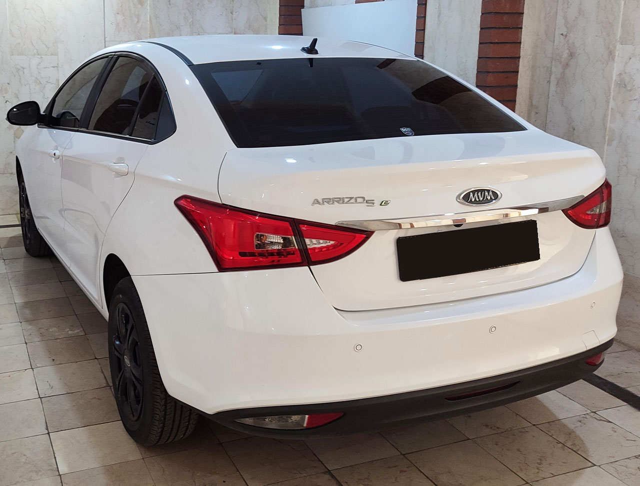 ام وی ام آریزو 5ev