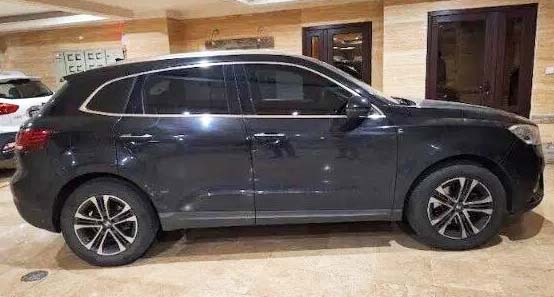 بورگوارد BX7