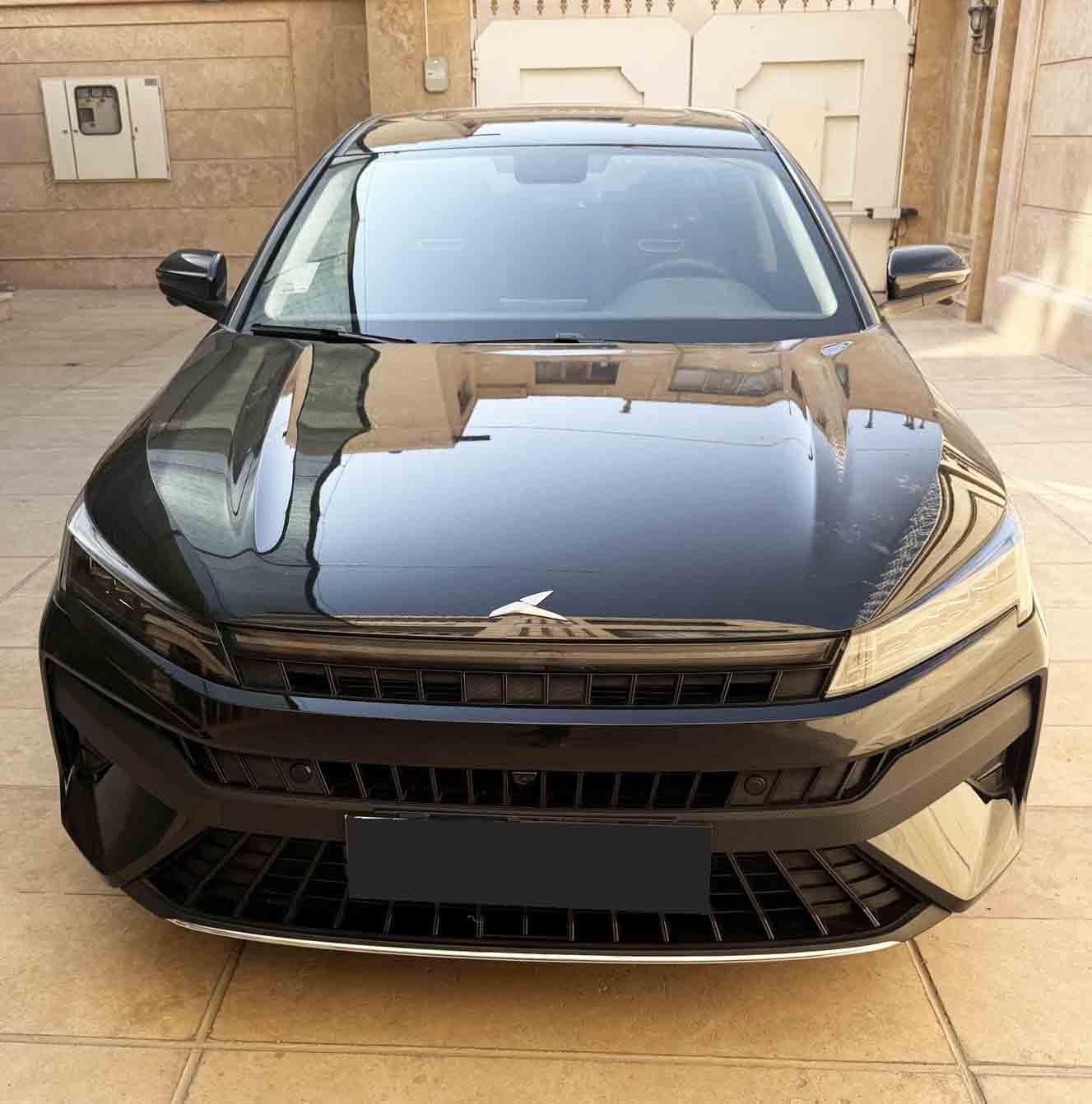 کی ام سی J7