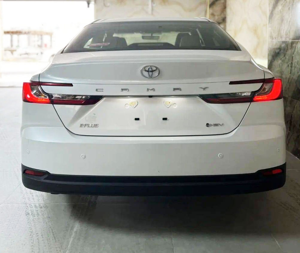 تویوتا کمری ژاپن LE