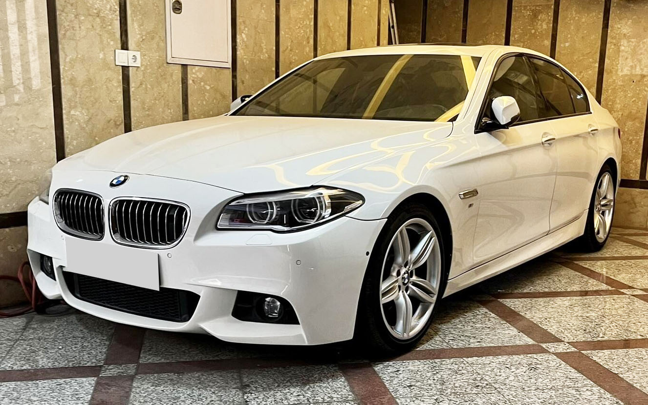 ب ام و 528i