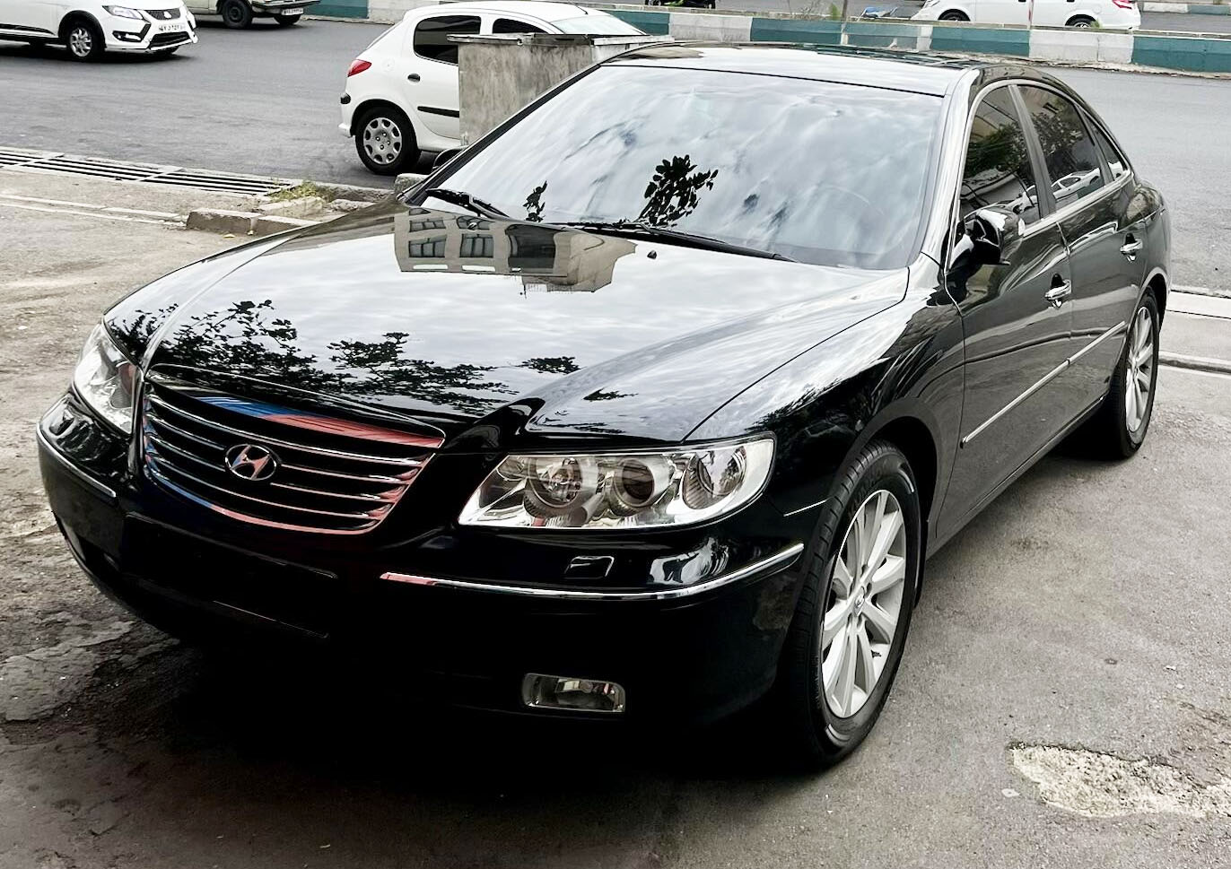 هیوندای آزرا گرنجور